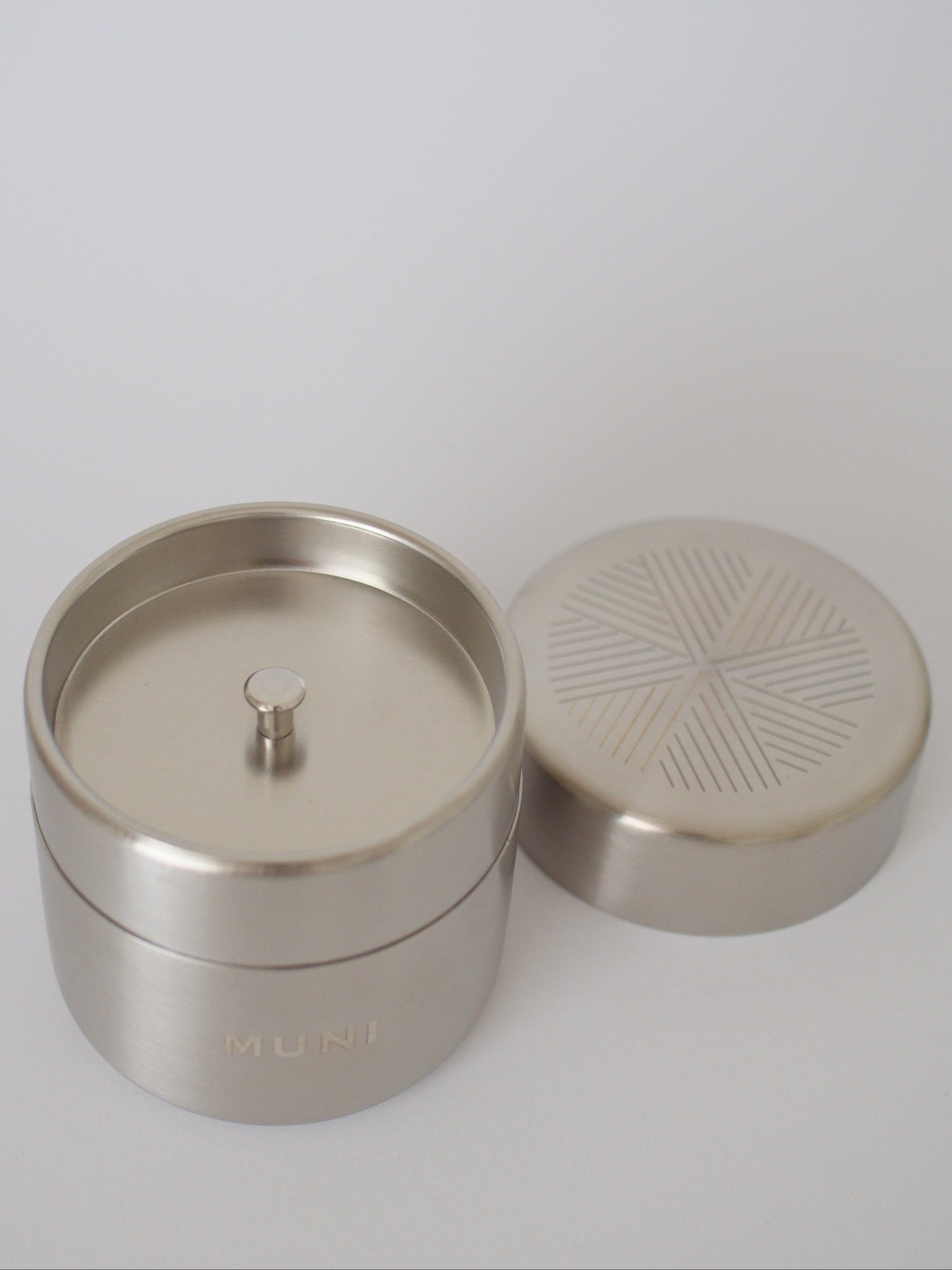 ENGRAVED STEEL CONTAINER